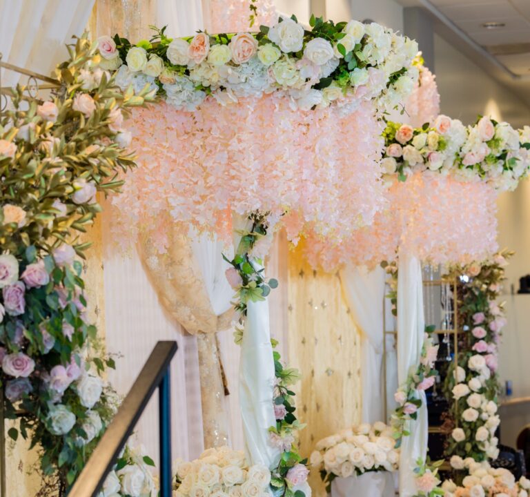 T Dot wedding decor 3